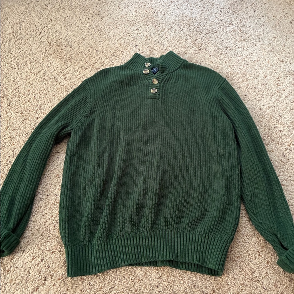 Crown & Ivy Dark Green Crewneck Sweater